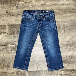 Women's 27 Miss Me cropped jeans Signature Capri, Button Pockets